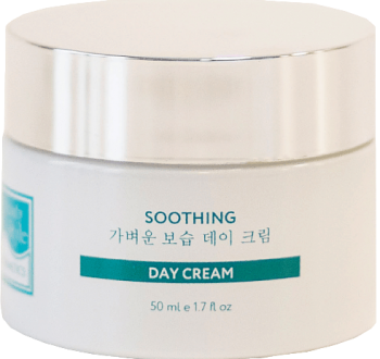 Day Hydration Cream For All Skin Types (Дневной легкий увлажняющий крем для всех типов кожи «Аква 24»)
